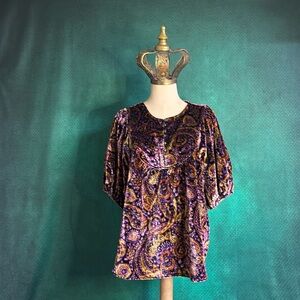 Anthropology size, large velvet peasant top